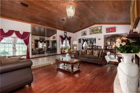 Casa en venta en Lake City, Florida, 6 dormitorios, 428 m2 № 1414646 - foto 6