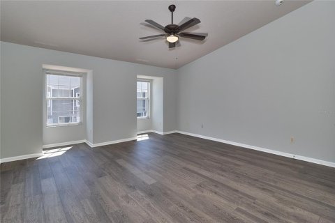 Touwnhouse à vendre à Tampa, Floride: 2 chambres, 118.73 m2 № 1916624 - photo 28