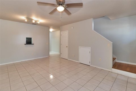 Touwnhouse à vendre à Tampa, Floride: 2 chambres, 118.73 m2 № 1916624 - photo 18