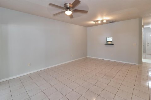 Touwnhouse à vendre à Tampa, Floride: 2 chambres, 118.73 m2 № 1916624 - photo 19