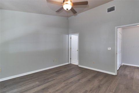 Touwnhouse à vendre à Tampa, Floride: 2 chambres, 118.73 m2 № 1916624 - photo 22