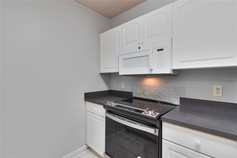 Touwnhouse à vendre à Tampa, Floride: 2 chambres, 118.73 m2 № 1916624 - photo 7