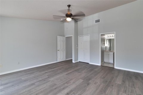 Touwnhouse à vendre à Tampa, Floride: 2 chambres, 118.73 m2 № 1916624 - photo 29