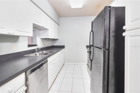 Touwnhouse à vendre à Tampa, Floride: 2 chambres, 118.73 m2 № 1916624 - photo 3