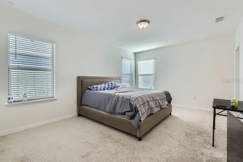 House in Winter Garden, Florida 4 bedrooms, 229.84 sq.m. № 1622185 - photo 16