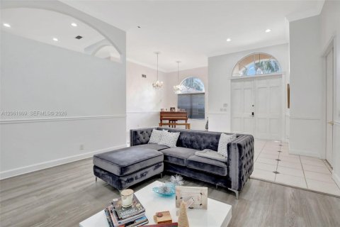 Casa en venta en Plantation, Florida, 4 dormitorios, 242.66 m2 № 2176916 - foto 13