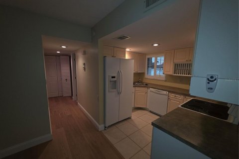 Condo in Punta Gorda, Florida, 2 bedrooms  № 1769991 - photo 9