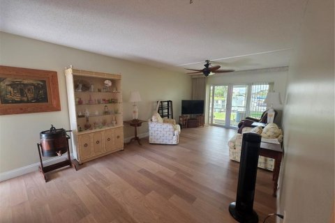 Condo in Punta Gorda, Florida, 2 bedrooms  № 1769991 - photo 5