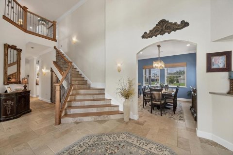 House in Port Charlotte, Florida 4 bedrooms, 355.35 sq.m. № 1810060 - photo 9