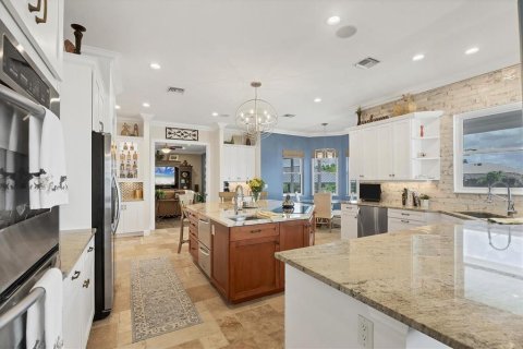 House in Port Charlotte, Florida 4 bedrooms, 355.35 sq.m. № 1810060 - photo 13