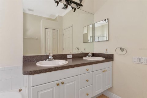 House in Bradenton, Florida 3 bedrooms, 162.21 sq.m. № 1444344 - photo 10