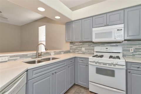 House in Bradenton, Florida 3 bedrooms, 162.21 sq.m. № 1444344 - photo 5