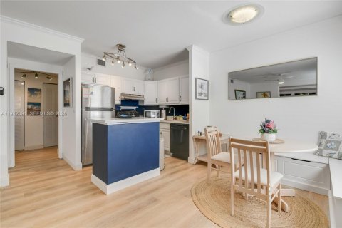 Condo in Jupiter, Florida, 1 bedroom  № 2059781 - photo 7