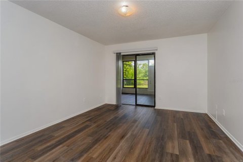 Copropriété à louer à Deltona, Floride: 2 chambres, 119.66 m2 № 2395780 - photo 12
