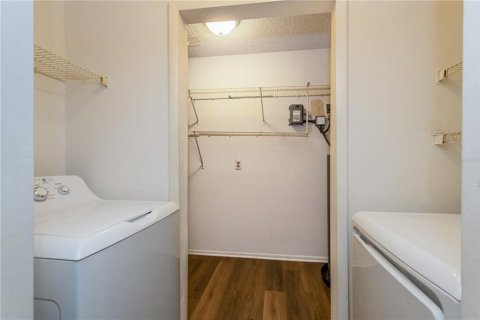 Copropriété à louer à Deltona, Floride: 2 chambres, 119.66 m2 № 2395780 - photo 13