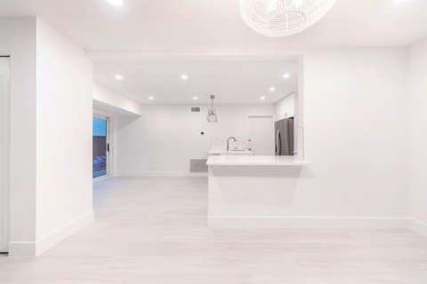 Touwnhouse à louer à Boca Raton, Floride: 3 chambres, 177.54 m2 № 2168202 - photo 5