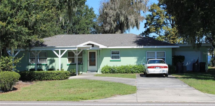 Villa ou maison à Winter Haven, Floride 3 chambres, 120.77 m2 № 2431671
