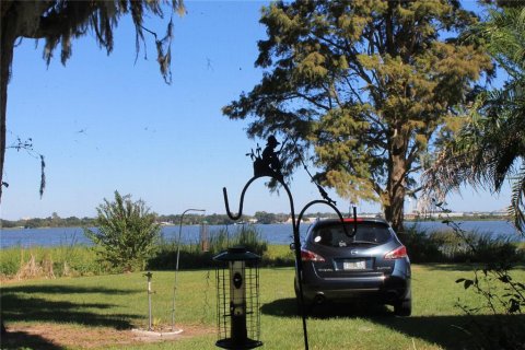 Villa ou maison à louer à Winter Haven, Floride: 3 chambres, 120.77 m2 № 2431671 - photo 5