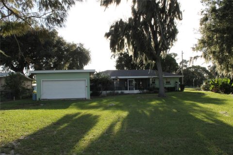 Villa ou maison à louer à Winter Haven, Floride: 3 chambres, 120.77 m2 № 2431671 - photo 6