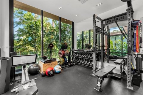 Villa ou maison à louer à Miami Beach, Floride: 7 chambres, 683.39 m2 № 2079929 - photo 17