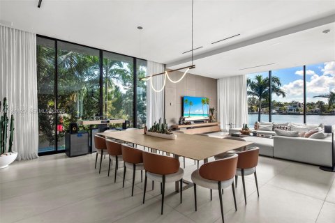 Villa ou maison à louer à Miami Beach, Floride: 7 chambres, 683.39 m2 № 2079929 - photo 10