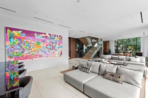 Villa ou maison à louer à Miami Beach, Floride: 7 chambres, 683.39 m2 № 2079929 - photo 23