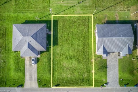 Terreno en venta en Cape Coral, Florida № 1841744 - foto 3