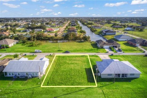 Terreno en venta en Cape Coral, Florida № 1841744 - foto 2