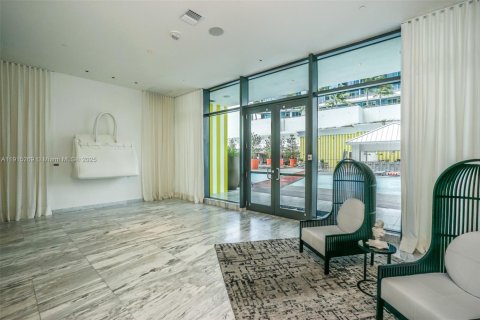Condominio en venta en Miami, Florida, 1 dormitorio, 60.29 m2 № 2169188 - foto 30