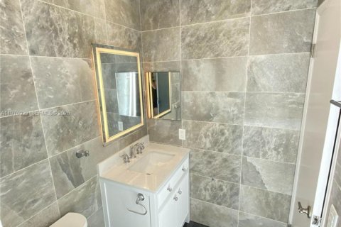 Copropriété à vendre à Boynton Beach, Floride: 2 chambres, 115.01 m2 № 2041552 - photo 17