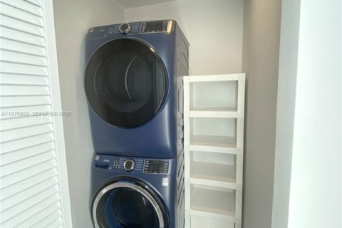 Copropriété à vendre à Boynton Beach, Floride: 2 chambres, 115.01 m2 № 2041552 - photo 18