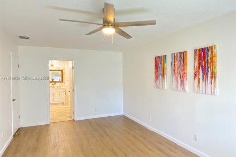 Copropriété à vendre à Boynton Beach, Floride: 2 chambres, 115.01 m2 № 2041552 - photo 7