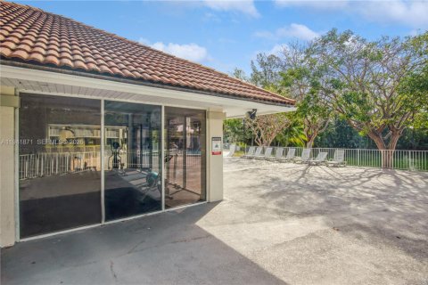 Condominio en venta en Cutler Bay, Florida, 2 dormitorios, 91.04 m2 № 2000762 - foto 22