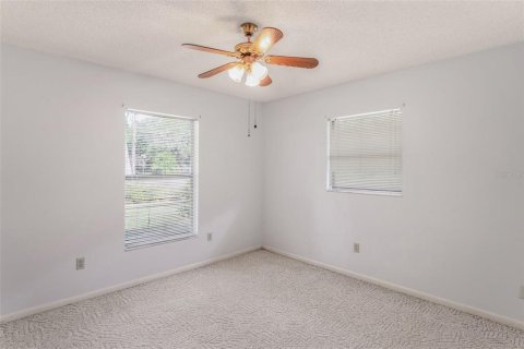 House in Inverness, Florida 3 bedrooms, 118.54 sq.m. № 1744660 - photo 8