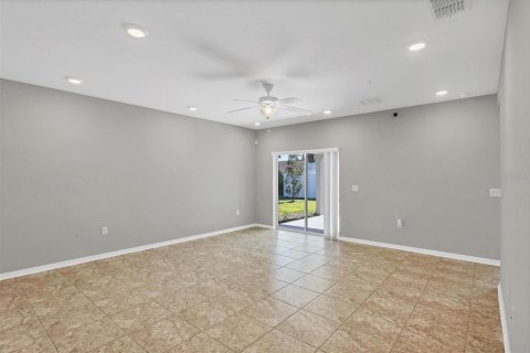 House in North Port, Florida 3 bedrooms, 184.69 sq.m. № 1559316 - photo 14