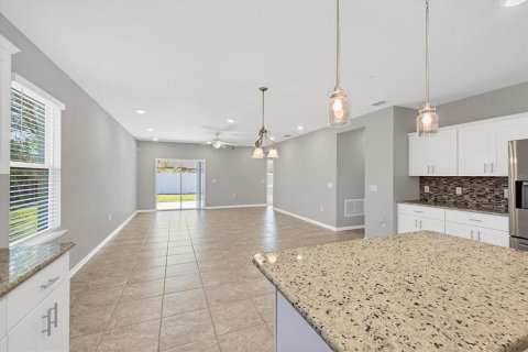 House in North Port, Florida 3 bedrooms, 184.69 sq.m. № 1559316 - photo 11