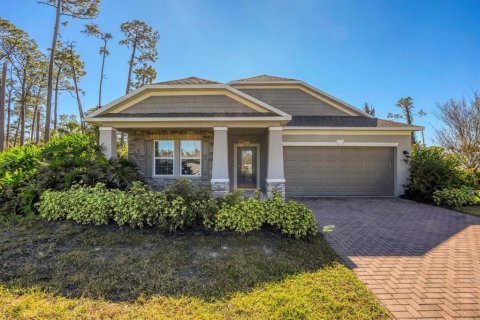 House in North Port, Florida 3 bedrooms, 184.69 sq.m. № 1559316 - photo 1