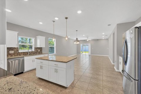 House in North Port, Florida 3 bedrooms, 184.69 sq.m. № 1559316 - photo 7