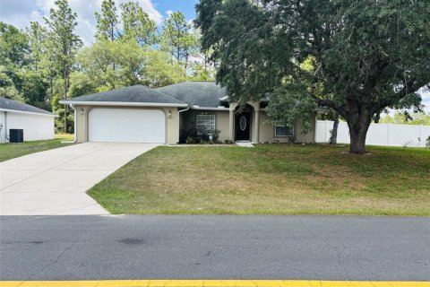 Casa en Ocala, Florida 3 dormitorios, 172.98 m2 № 2122841