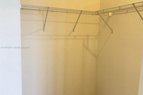 Купить таунхаус в Хомстед, Флорида 3 спальни, 130.99м2, № 2079118 - фото 26