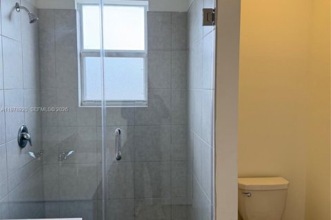Купить таунхаус в Хомстед, Флорида 3 спальни, 130.99м2, № 2079118 - фото 25
