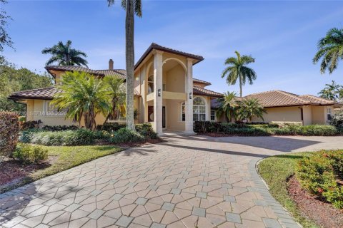 Villa ou maison à vendre à Weston, Floride: 6 chambres, 528.24 m2 № 1996400 - photo 10