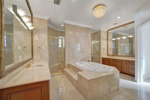 Villa ou maison à vendre à Weston, Floride: 6 chambres, 528.24 m2 № 1996400 - photo 28