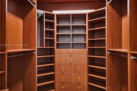 Villa ou maison à vendre à Weston, Floride: 6 chambres, 528.24 m2 № 1996400 - photo 30