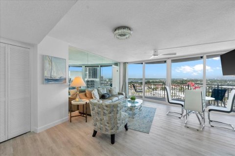 Copropriété à vendre à Daytona Beach, Floride: 2 chambres, 118.45 m2 № 1911102 - photo 3