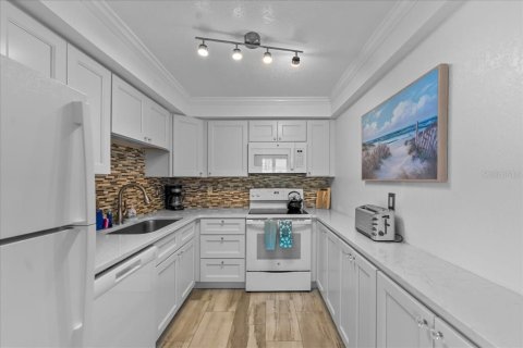 Copropriété à vendre à Daytona Beach, Floride: 2 chambres, 118.45 m2 № 1911102 - photo 8