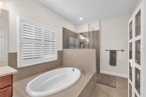 House in Riverview, Florida 4 bedrooms, 291.25 sq.m. № 1803411 - photo 24