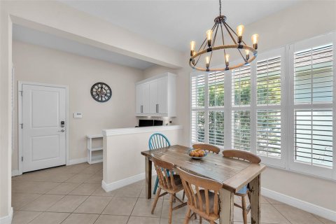 House in Riverview, Florida 4 bedrooms, 291.25 sq.m. № 1803411 - photo 16