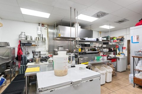 Купить коммерческую недвижимость в Санни-Айлс-Бич, Флорида № 2046121 - фото 21