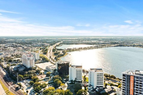 Снять в аренду кондоминиум в Уэст-Палм-Бич, Флорида 5 комнат, 99.22м2, № 2087697 - фото 28
